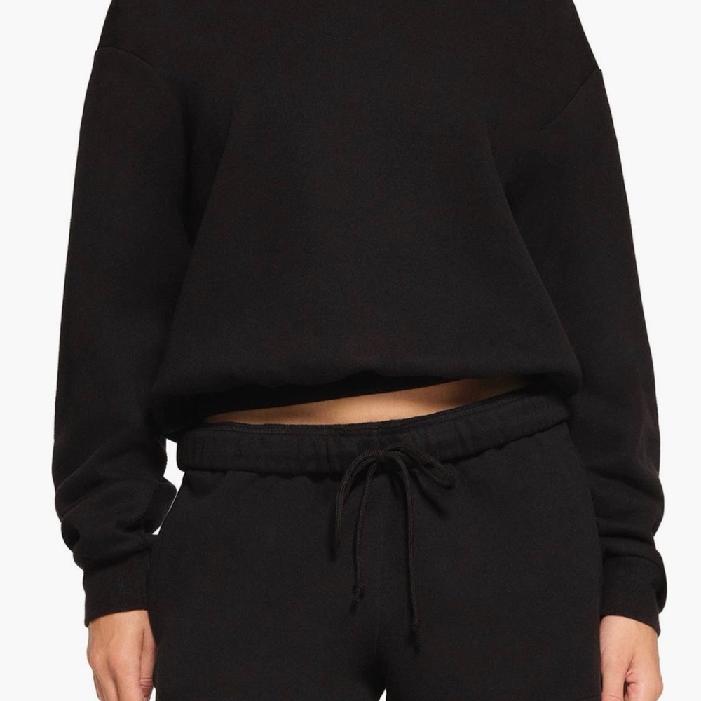 SKIMS Black Women's Sweatshirt